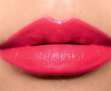 coral pink lipstick chanel